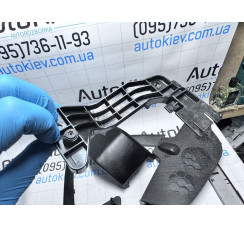 Направляющая ремня левая Audi A8 [4H] 2010-2017