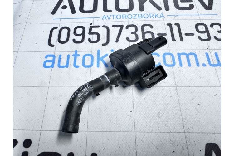 Клапан вентиляції газів паливного бака Audi A3 [8V] 2013-2020 06H906517T