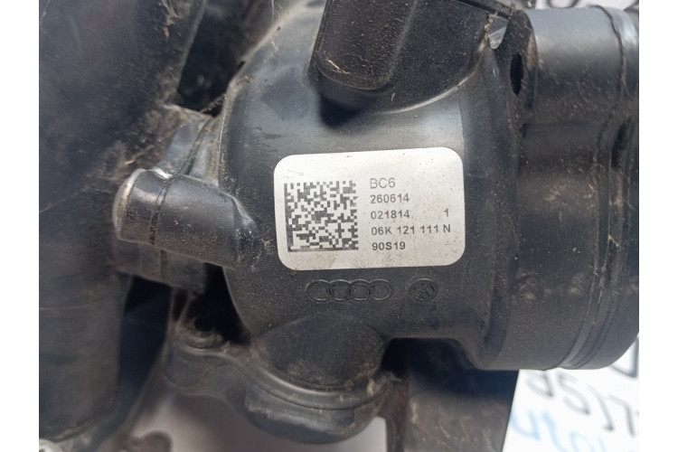 Помпа водяная (насос охлаждения) VW Passat [B7] 2011-2015 06K121111N