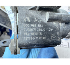 Насос склоомивача VW New Beetle 2012-2019