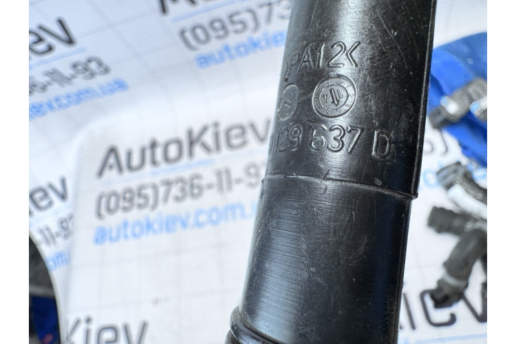 Дренажний шланг корпусу повітряного фільтра VW Caddy III 2004-2015 1K0129637D Дренажний шланг корпусу повітряного фільтра VW Caddy III 2004-2015 1K0129637D