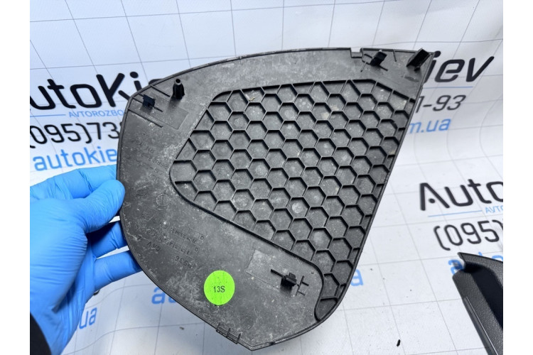 Заглушка торпеди VW Passat [B7] 2011-2015 561858248