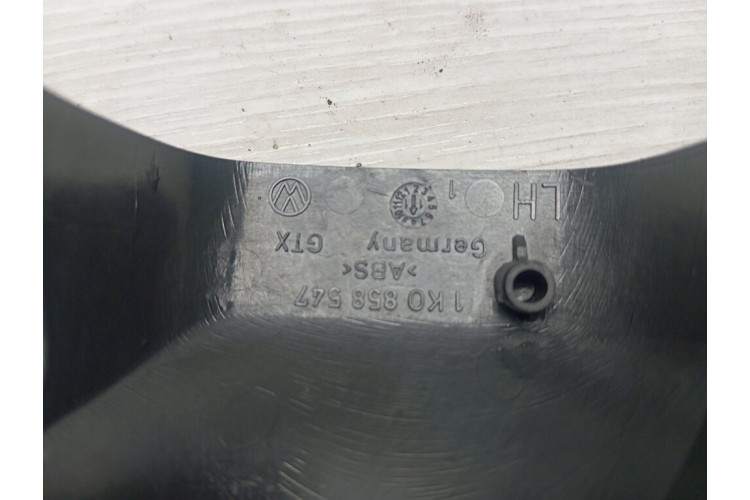 Накладка (крышка кронштейна зеркала салона) Seat Leon (1P1) 2005-2013 1K0858547 Накладка (крышка кронштейна зеркала салона) Seat Leon (1P1) 2005-2013 1K0858547