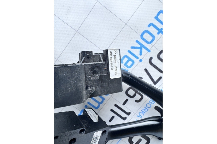 Перемикач склоочисників підрульовий правий Seat Alhambra 2000-2010 4B0953503H