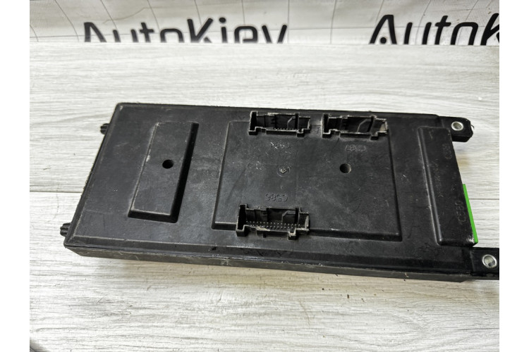 Блок запобіжників Land Rover Range Rover Sport 2005-2012 YQE500420