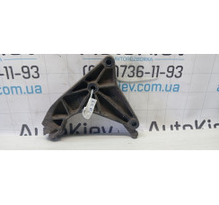 Кронштейн двигуна Opel Zafira A (F75) 1999-2005