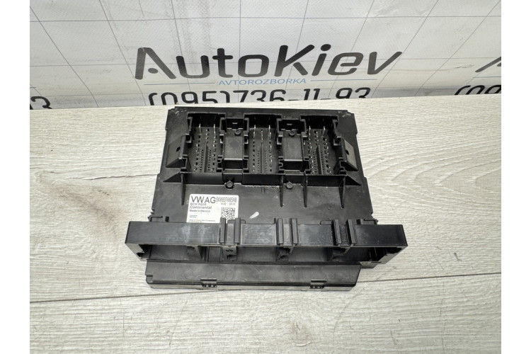 Блок комфорта VW Jetta 2011-2018 5K0937085AB