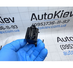 Блок керування підігрівом сидінь Seat Toledo III 2004-2009