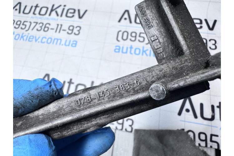 Кронштейн насоса гур Audi A6 [C5] 1997-2004 078145383G