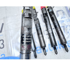 Форсунка впрыска топлива Renault Megane II 2003-2009