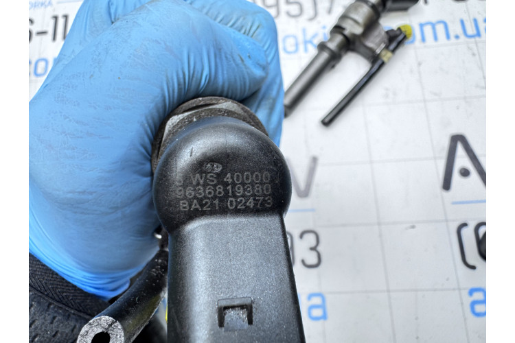 Форсунка впрыска топлива Peugeot 206 1998-2012 9636819380