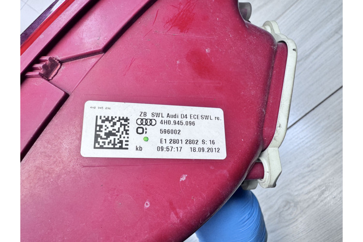 Ліхтар задній правий зовнішній Audi A8 [4H] 2010-2017 4H0945096