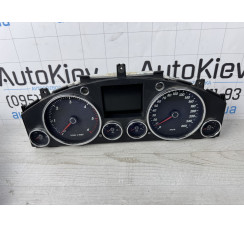 Панель приладів VW Touareg 2002-2010