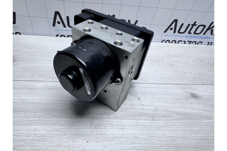 Блок управління АБС (ABS) Volkswagen Touareg 2002-2010 7L0907379G