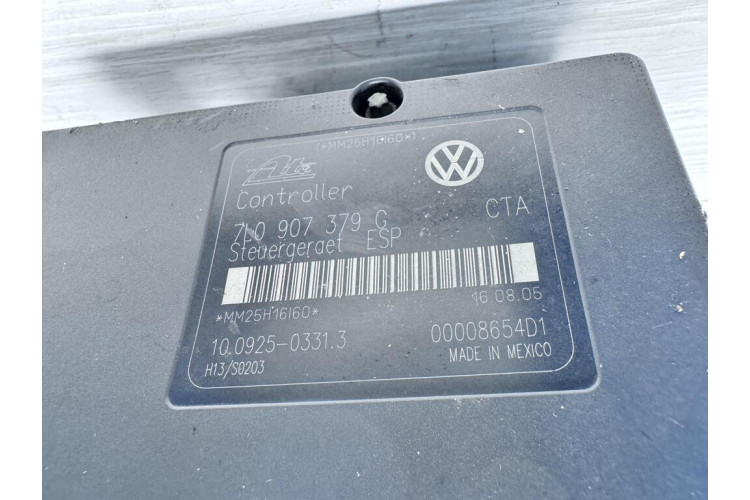 Блок управління АБС (ABS) Volkswagen Touareg 2002-2010 7L0907379G