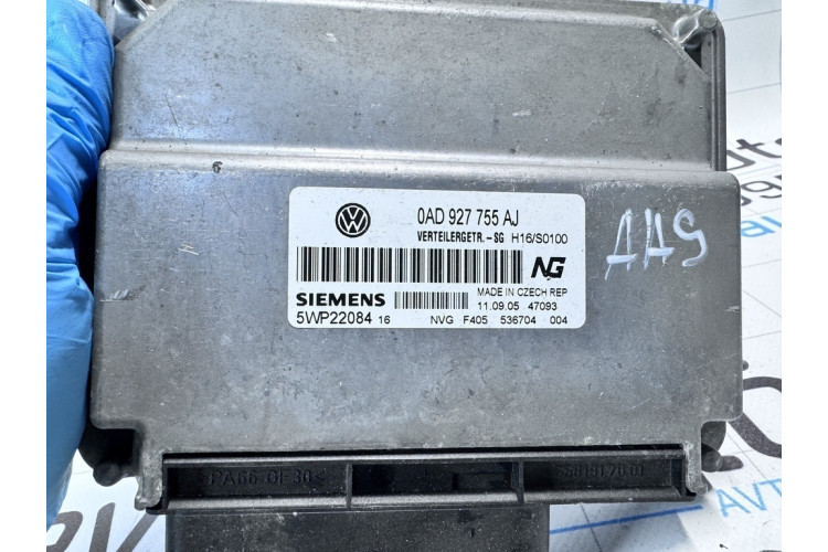 Блок управления раздаточной коробкой VW Touareg 2002-2010 0AD927755AJ Блок управления раздаточной коробкой VW Touareg 2002-2010 0AD927755AJ