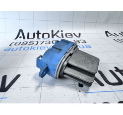 Резистор опір вентилятора пічки Audi Q7 2005-2015