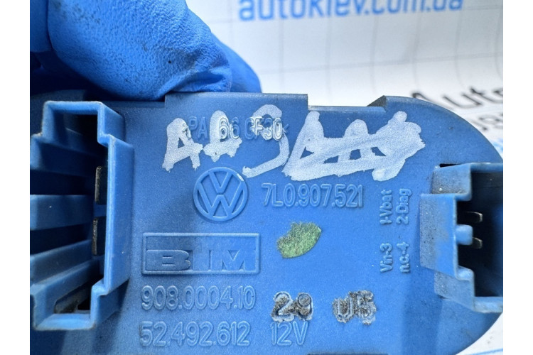 Резистор опір вентилятора пічки VW Touareg 2002-2010 7L0907521