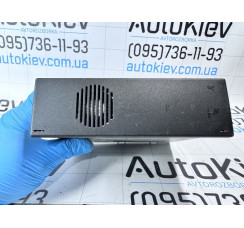 Блок керування мультимедійною системою TV тюнер VW Touareg 2002-2010