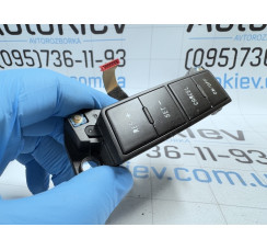 Кнопки керма ліва сторона VW Touareg 2002-2010