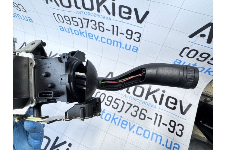 Переключатель подрулевой дворников VW Touareg 2002-2010 7L6953503 Переключатель подрулевой дворников VW Touareg 2002-2010 7L6953503