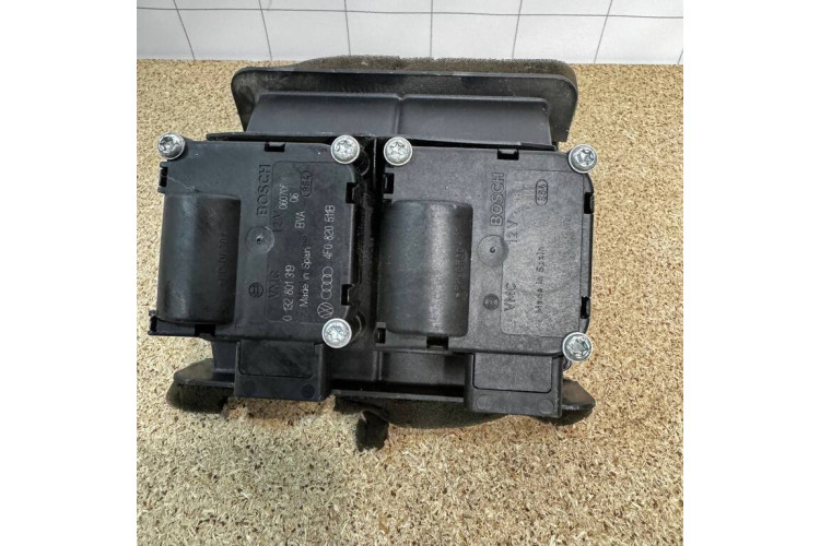 Привід заслінки пічки VW Touareg 2002-2010 4F0820511B