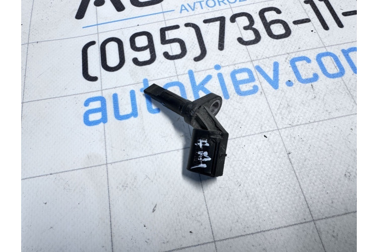 Датчик abs Audi VW 4e0927803f