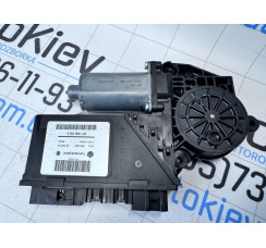 Мотор склопідйомника двері передньої правої Volkswagen Touareg