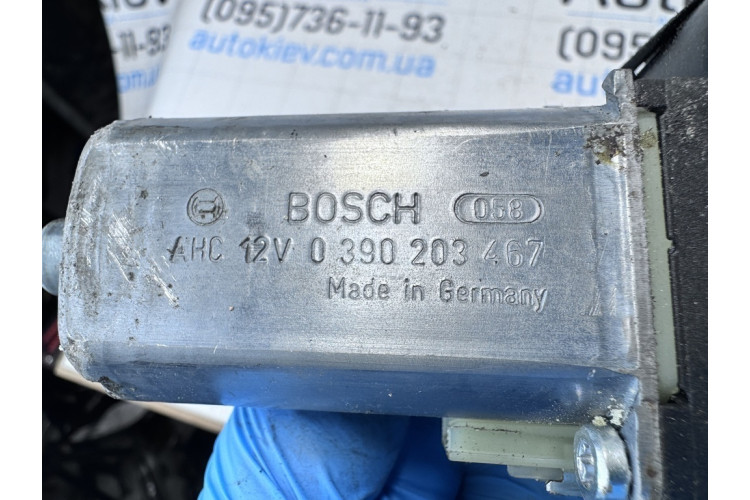 Мотор регулювання сидіння Audi Q5 0390203467