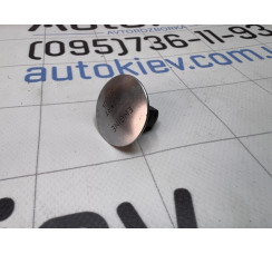 Кнопка запуска двигателя Mercedes-Benz W204