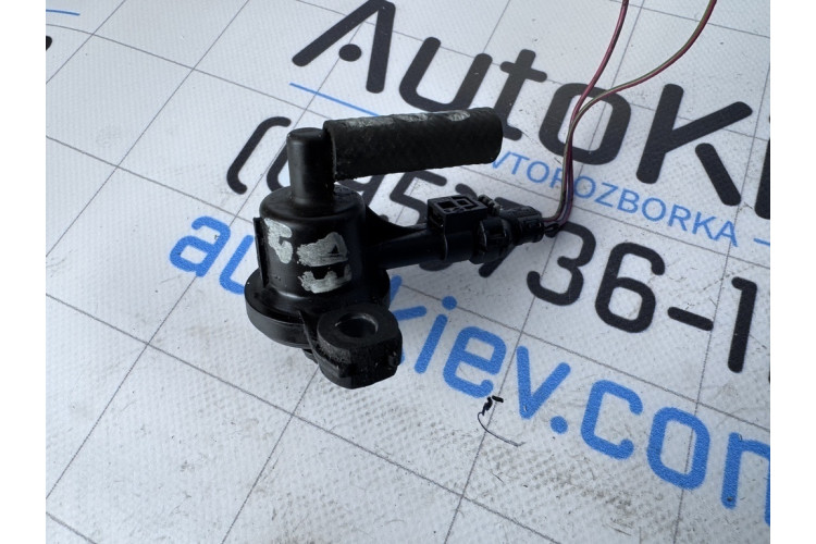 Вакуумний клапан впускного колектора Mercedes-Benz W245 W169 A1694700193