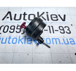 Привід замку паливного бака Mercedes-Benz W220