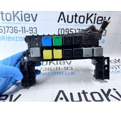 Блок запобіжників відсіку моторного Mercedes-Benz W245 2005-2011