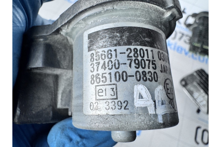 Коректор фари Toyota Land Cruiser J150 8566128011 Коректор фари Toyota Land Cruiser J150 8566128011