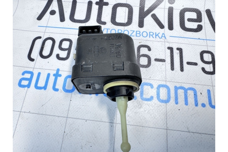 Коректор фари Audi A4 S4 B5 8D 1994 -1999 6K5941295