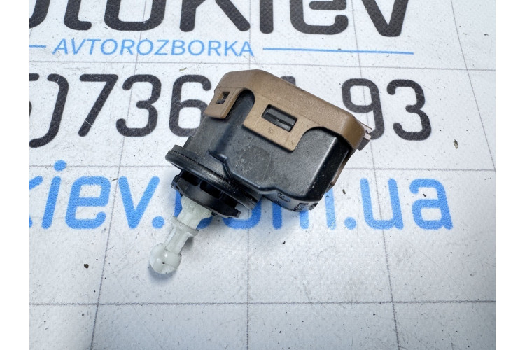 Корректор фар Ford C-MAX 2003-2010 007878 Корректор фар Ford C-MAX 2003-2010 007878