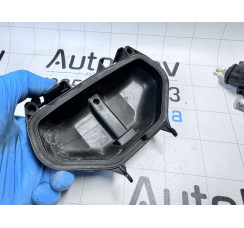 Крышка лампы фары Audi A4 S4 B5 8D (1994-2001)