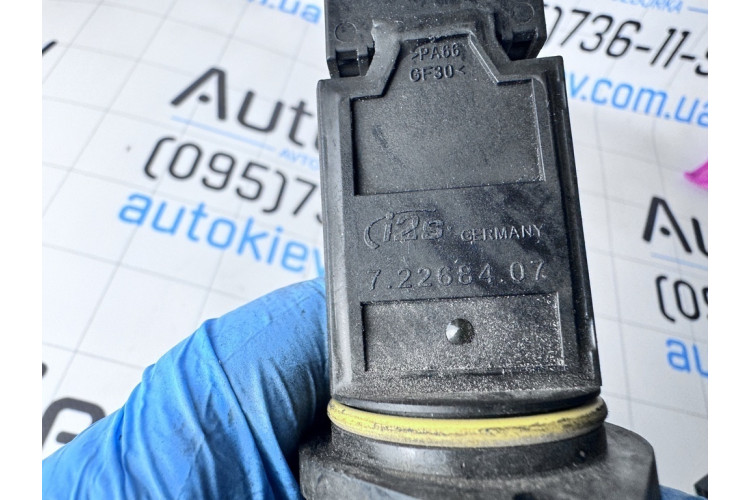 Датчик массового расхода воздуха Mercedes Benz C209 CLK coupe 2002-2010 72268407