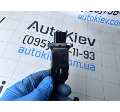 Датчик потоку (витрати повітря, витратомір M.A.F. - (Mass Airflow)) Ford Mondeo MK IV (2007-2014)