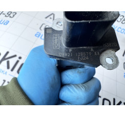 Датчик потоку (витрати повітря, витратомір M.A.F. - (Mass Airflow)) Ford Mondeo MK IV (2007-2014)