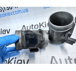 Датчик потоку (витрати повітря, витратомір M.A.F. - (Mass Airflow)) Audi A4 S4 B6 8E 8H (2001-2005)