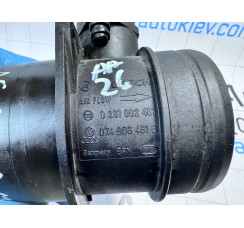 Датчик потоку (витрати повітря, витратомір M.A.F. - (Mass Airflow)) Volkswagen Passat B6 (2005-2010)