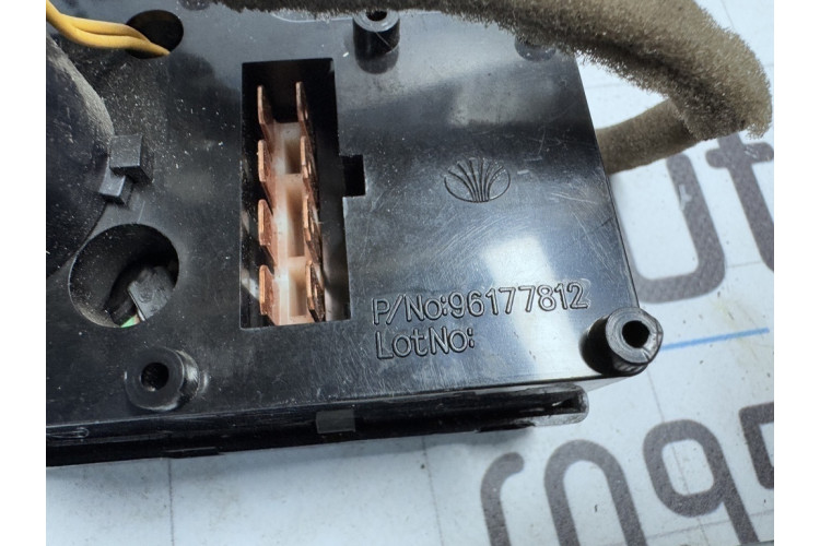 Блок керування режимами опалення/кондиціювання Daewoo Nexia 1994-2016 96177812