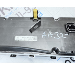 Спидометр / приборная панель Toyota Prius 2009-2015