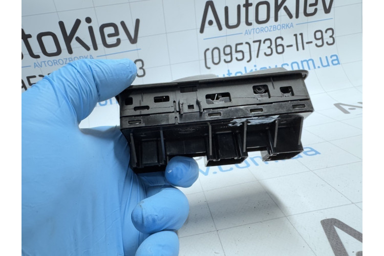 Блок склопідйомників Land Rover Range Rover Sport 2005-2012 YUD501540PVJ