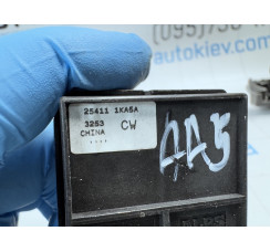 Кнопки склопідйомника Nissan Leaf I 2010-2017