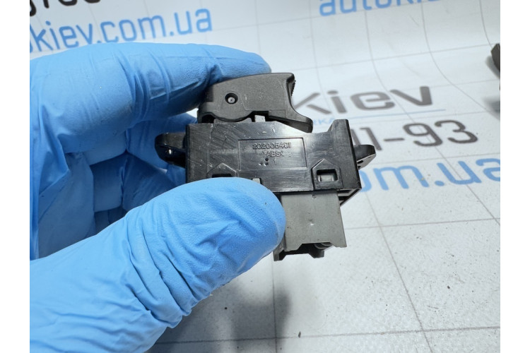 Кнопка стеклоподъемника Hyundai i20 2008-2014 202005491 Кнопка стеклоподъемника Hyundai i20 2008-2014 202005491