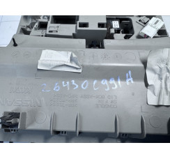 Плафон освітлення салону Nissan Leaf I 2010-2017