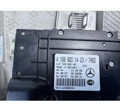 Плафон освітлення салону Mercedes Benz W245 2005-2011