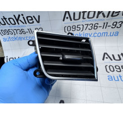 Дефлектор салону центральний Audi A8 S8 D4 4H 2010-2017